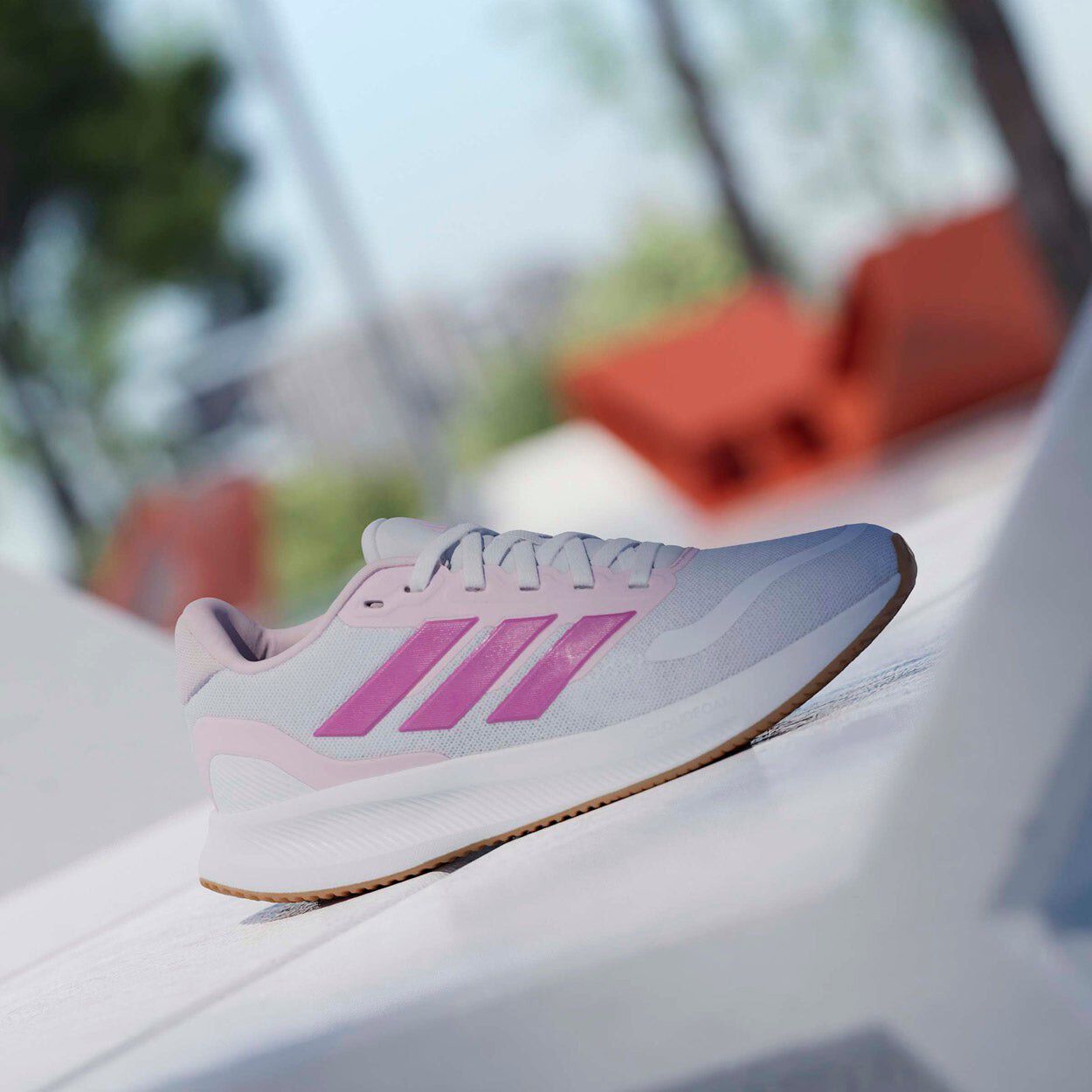 Run Falcon 5 Sneakers