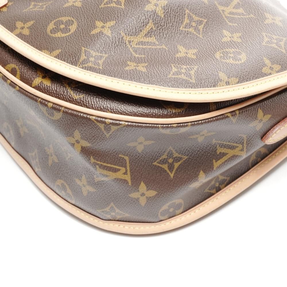 Louis Vuitton Shoulder Bags