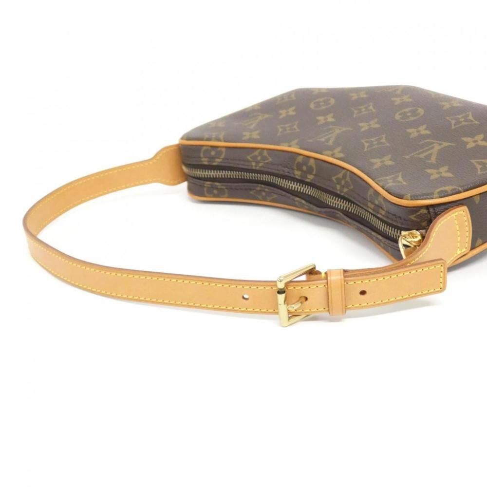 Louis Vuitton Shoulder Bags