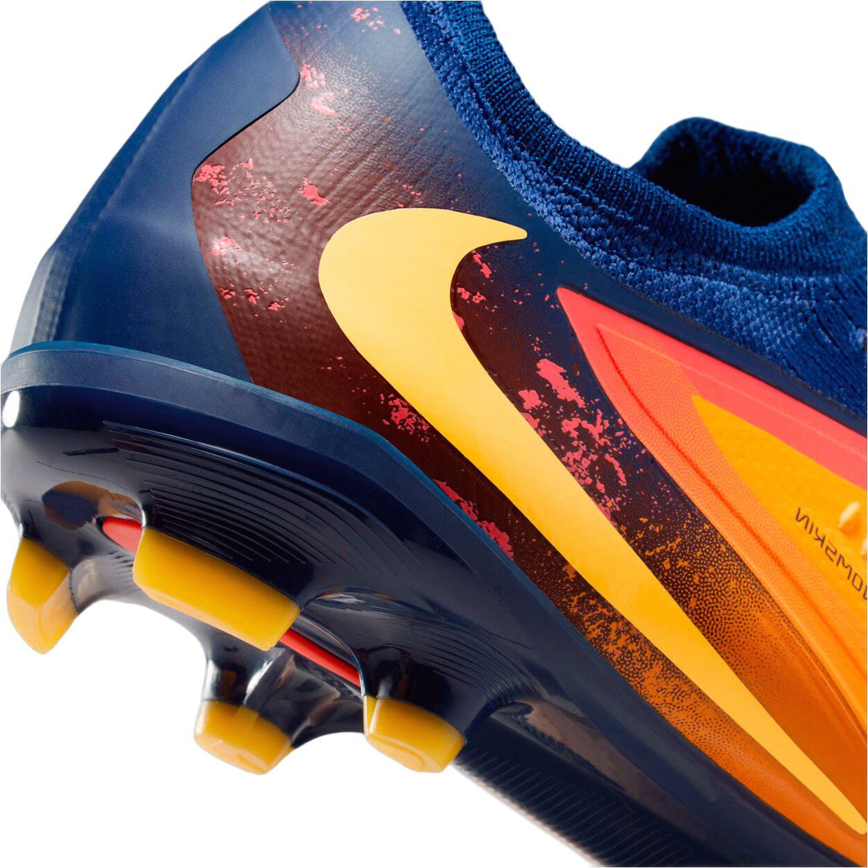 Phantom 6 Pro FG/MG Fodboldst&oslash;vler