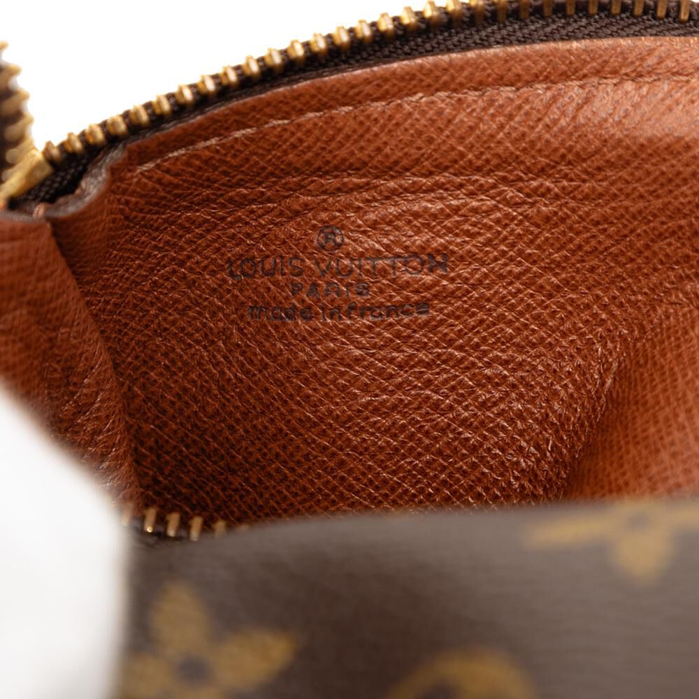 Louis Vuitton Papillon