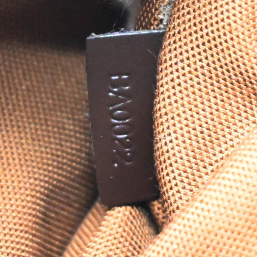 Louis Vuitton Messenger