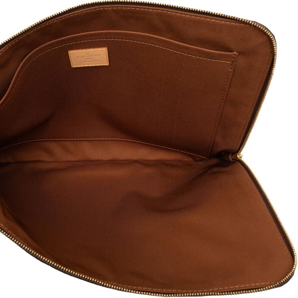 Louis Vuitton Clutch