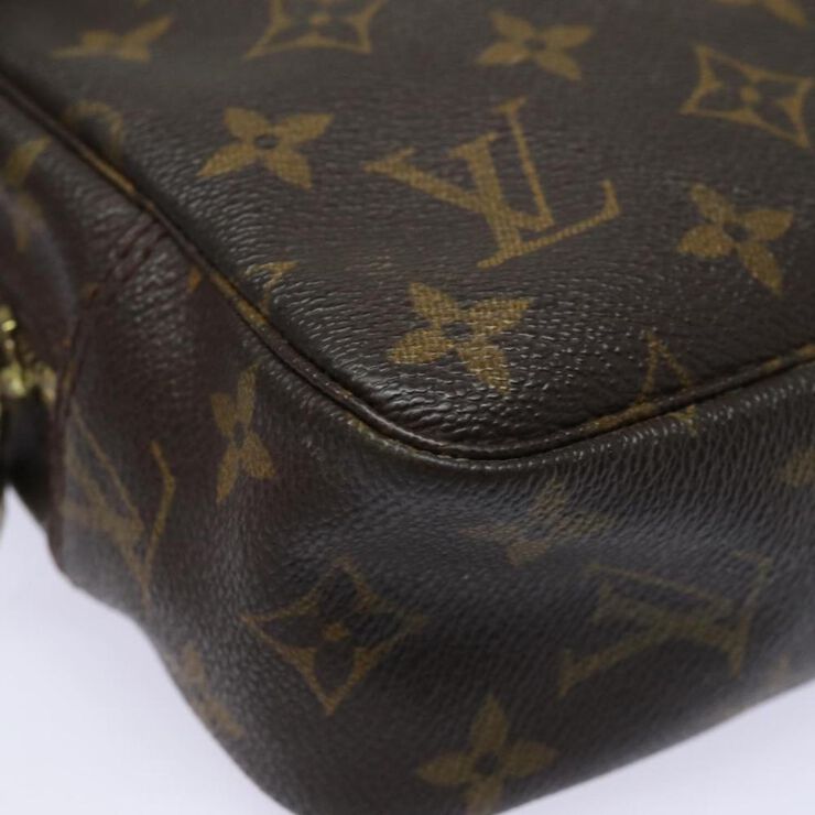 Louis Vuitton Trousse Toilette