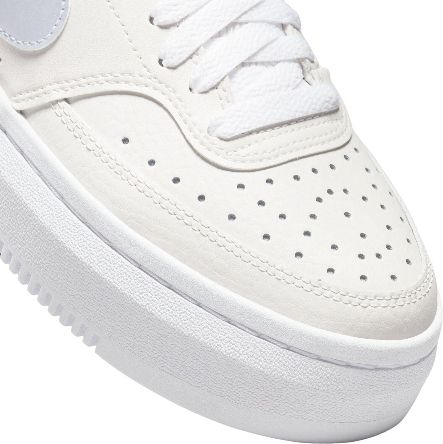 Court Vision Alta Sneakers