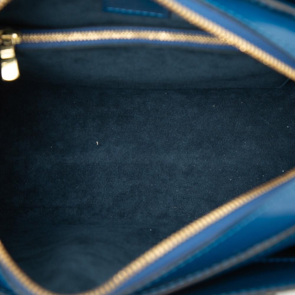 Louis Vuitton Pont Neuf