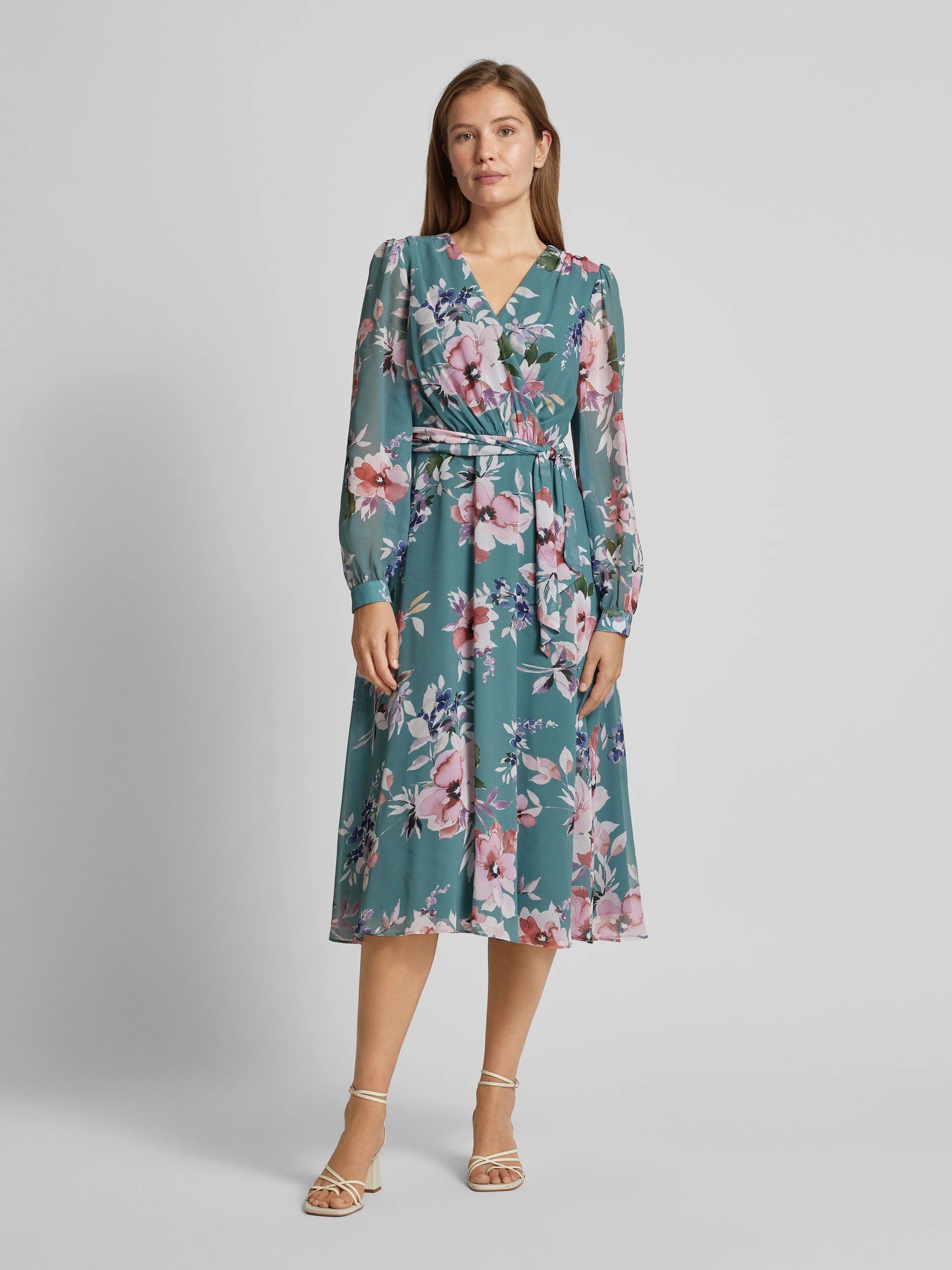 Cocktailkjole med blomsterprint