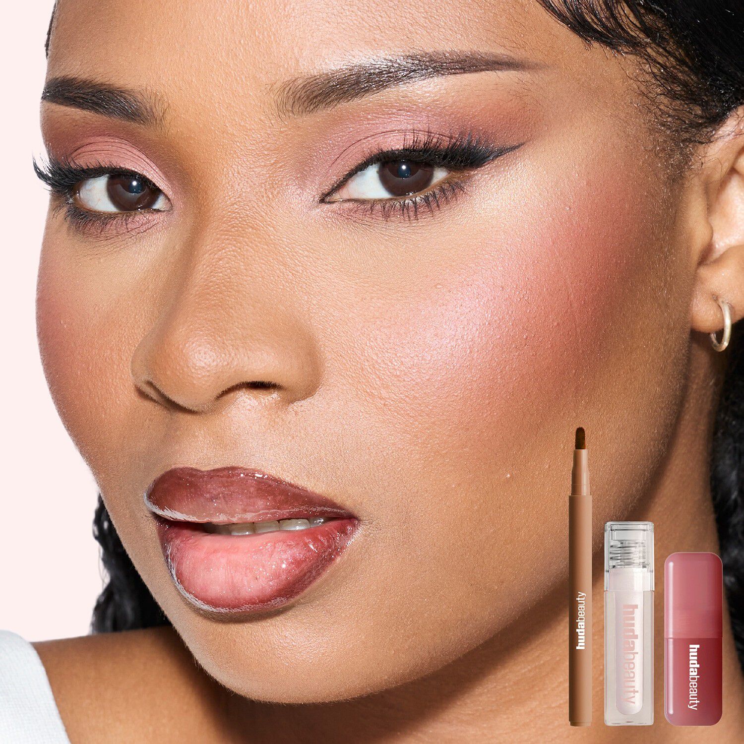 Lip & Cheek Blushed Nudes Kit  makeup-s&aelig;t