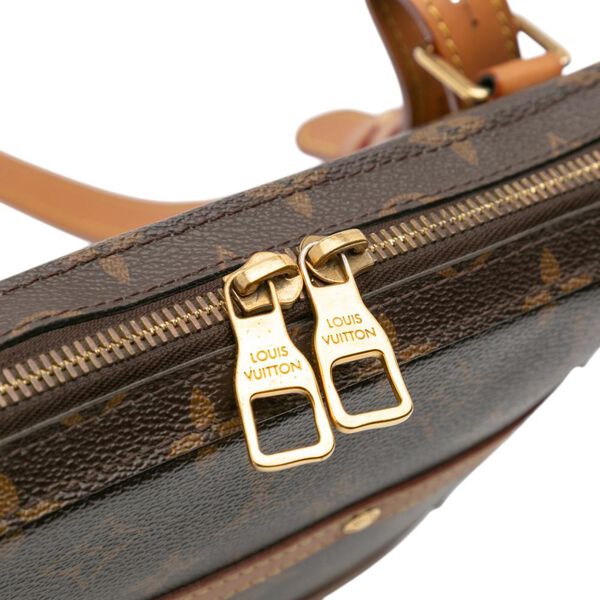 Louis Vuitton Messenger