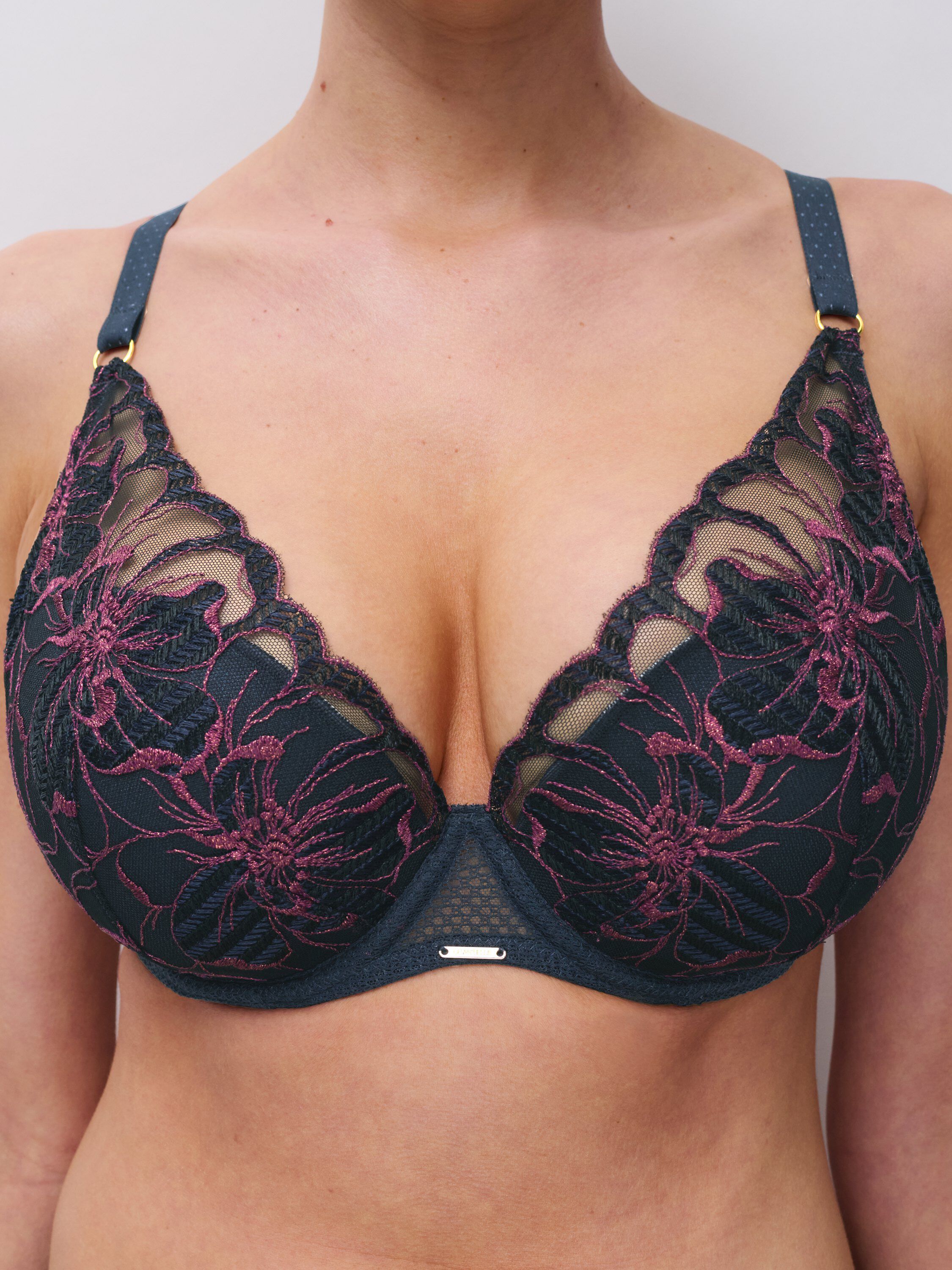Fleurs Signature Plunge T-shirt Bra