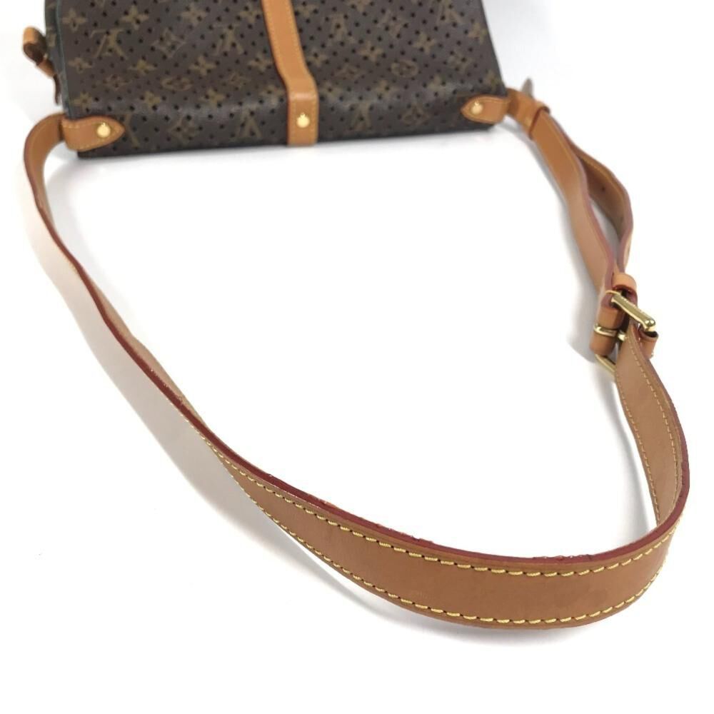 Louis Vuitton Saumur