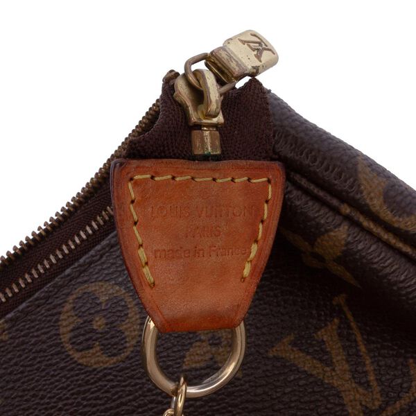 Louis Vuitton Pochette Accessoires