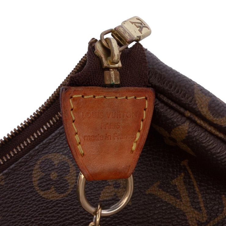 Louis Vuitton Pochette Accessoires