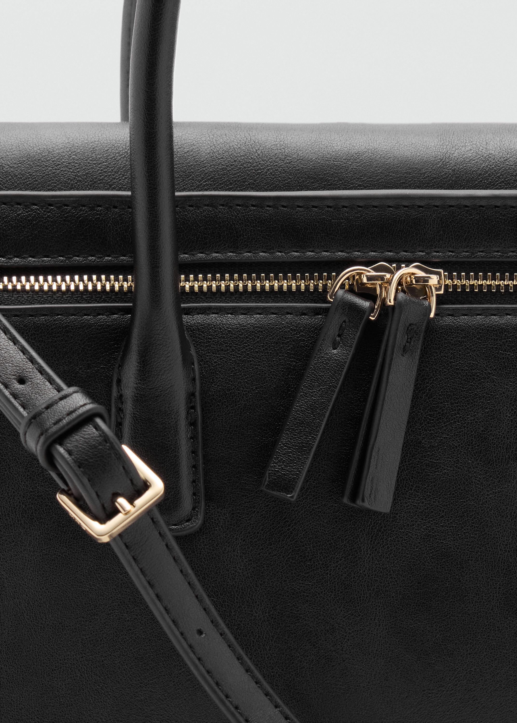 Handbag with zips