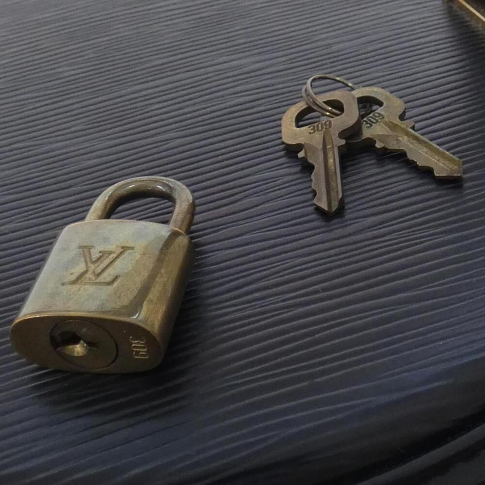 Louis Vuitton Cannes