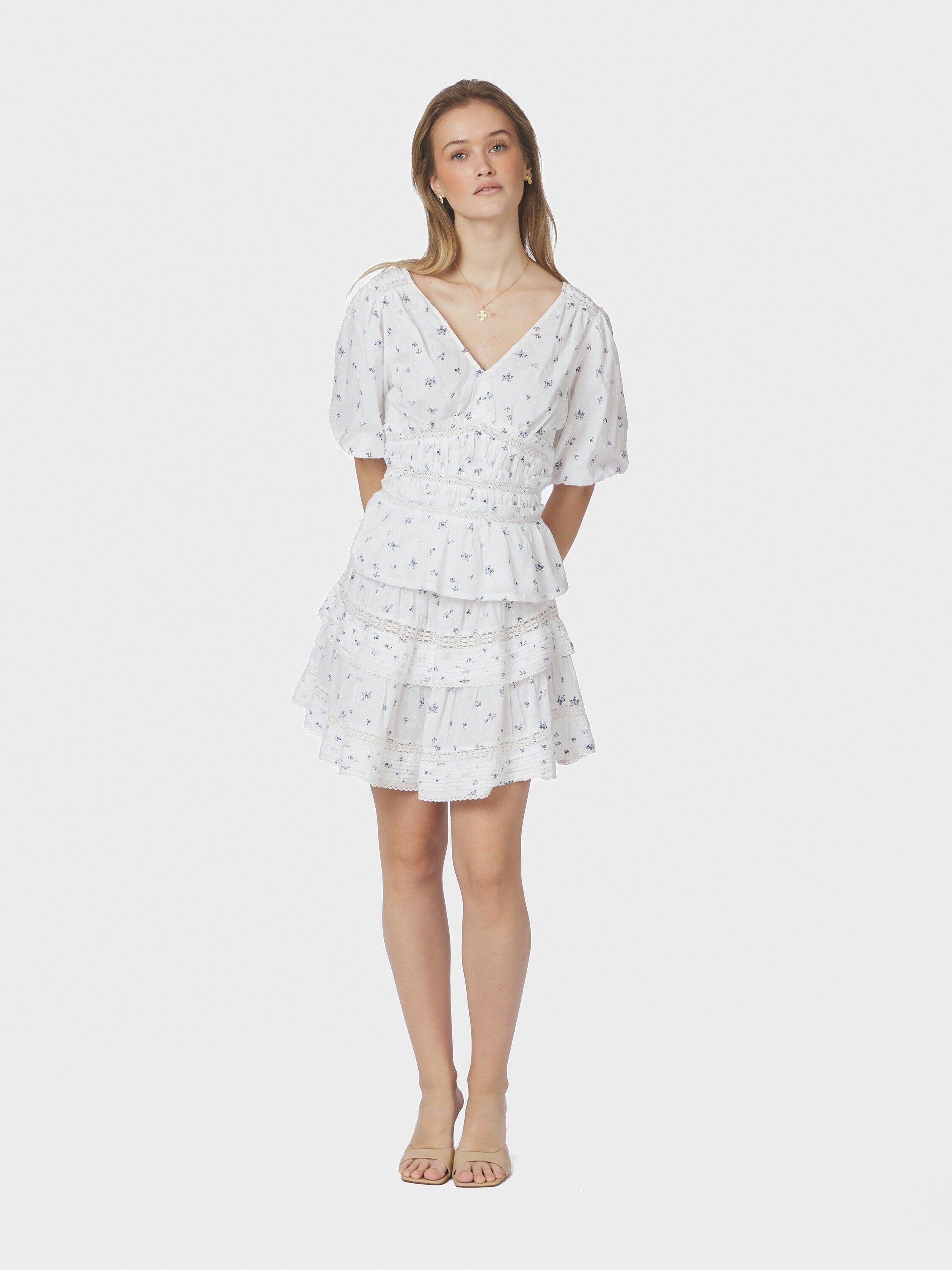 Kenia Flower Dobby Skirt