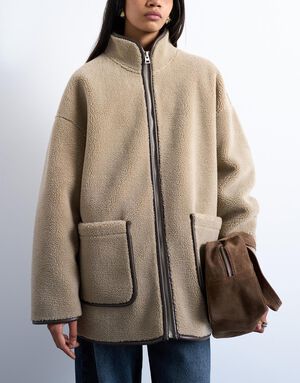 TSARIA HIGH NECK TEDDY JACKET