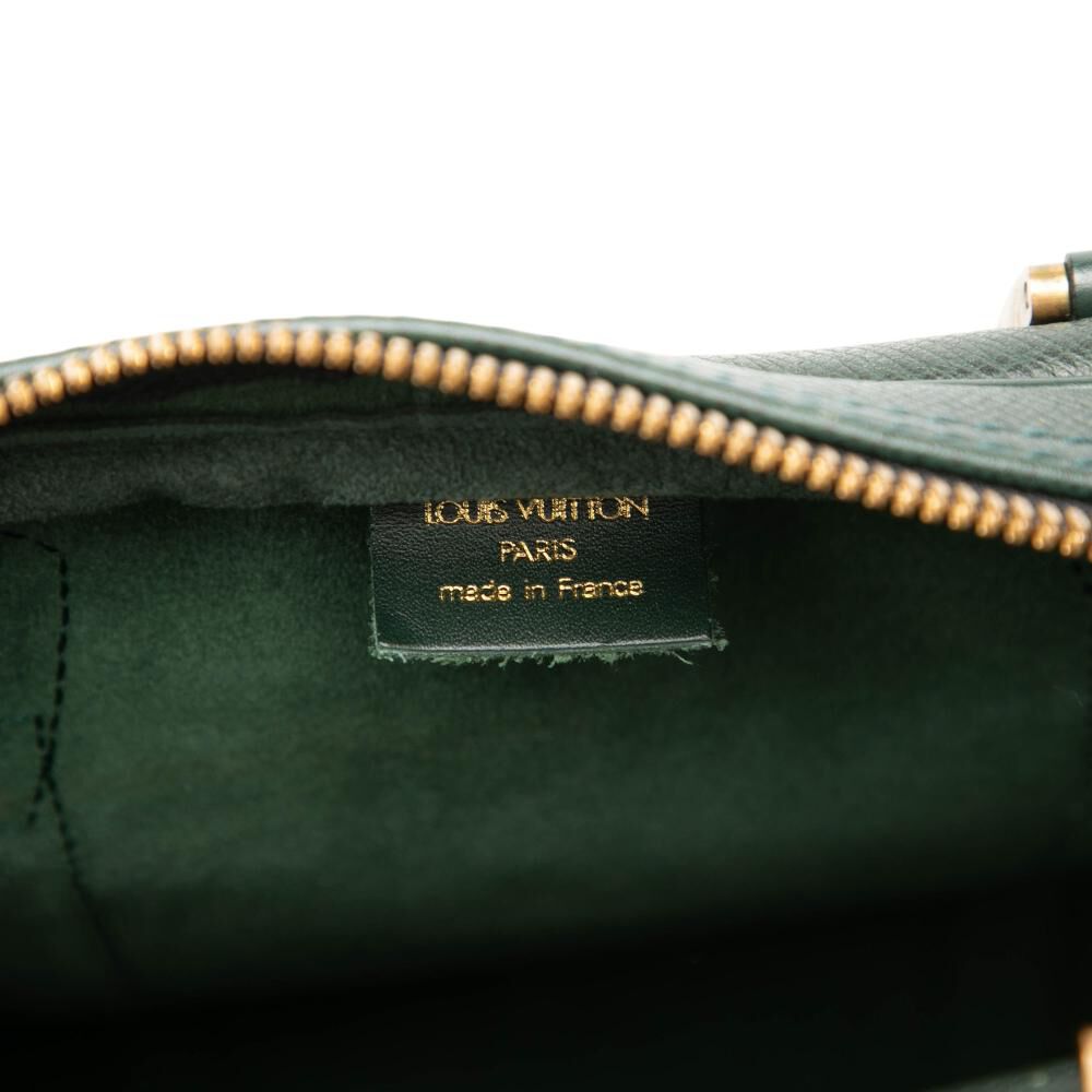 Louis Vuitton Taiga Kendall
