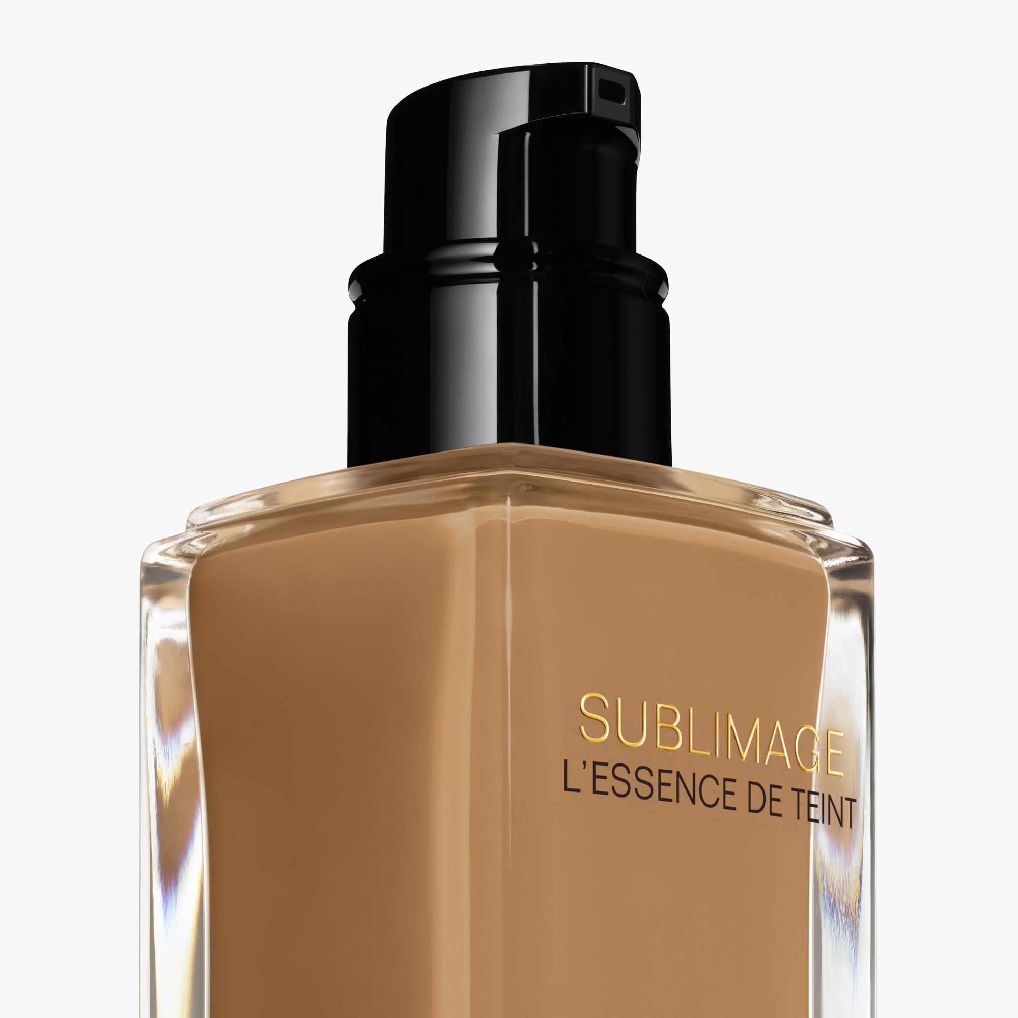 ET ULTIMATIVT FOUNDATIONSERUM FOR MERE UDSTR&Aring;LING