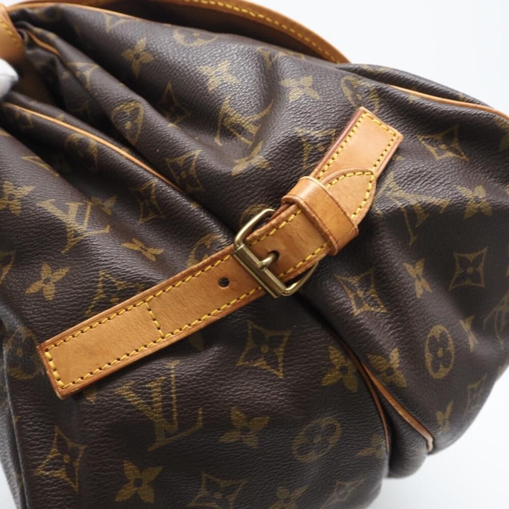 Louis Vuitton Saumur