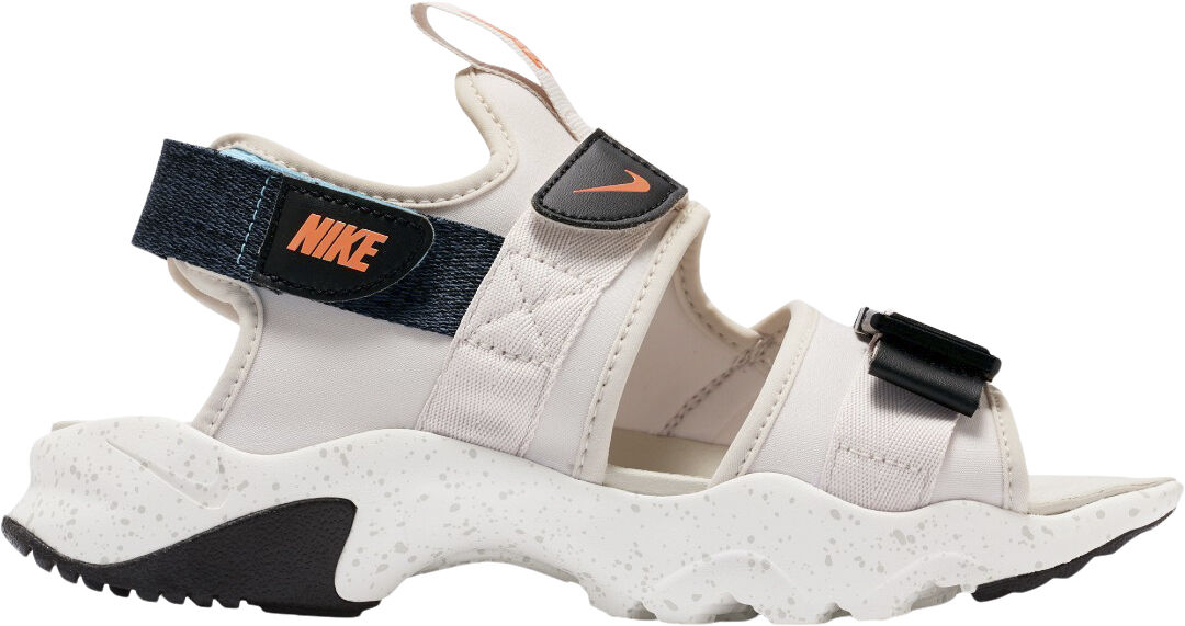 Nike women's hotsell canyon