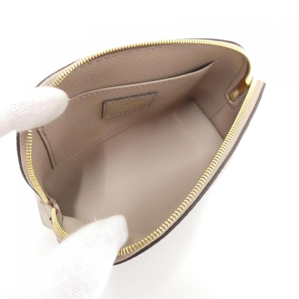 Louis Vuitton Pouch