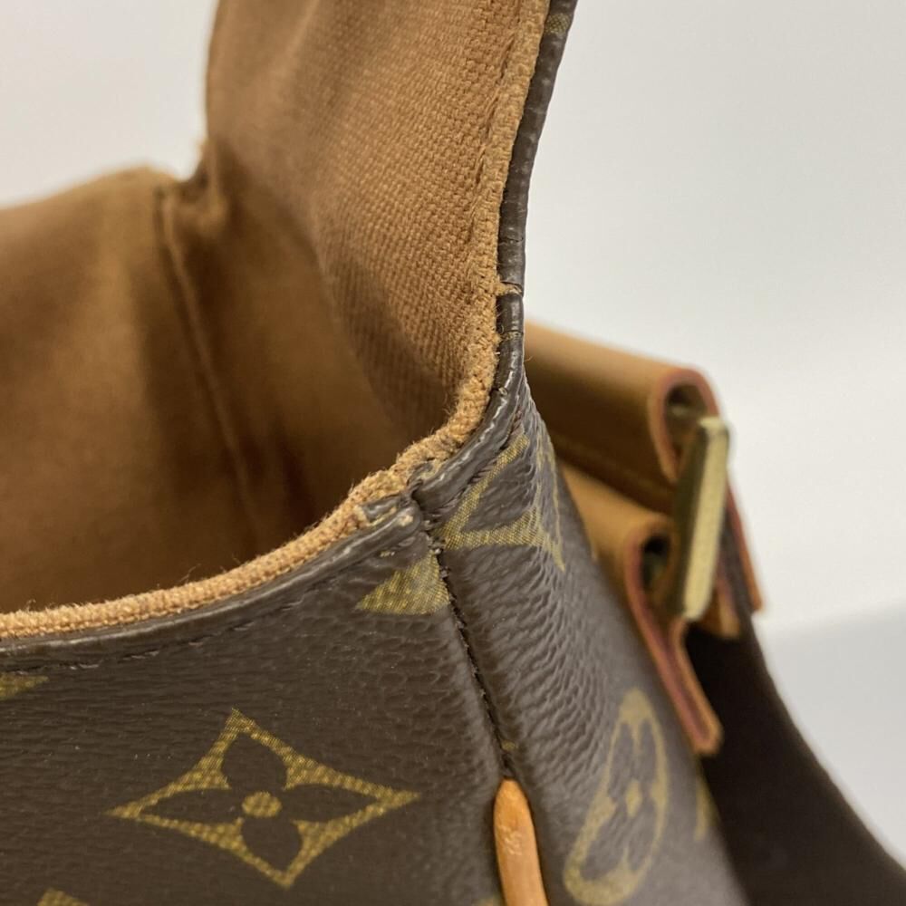 Louis Vuitton Shoulder Bags