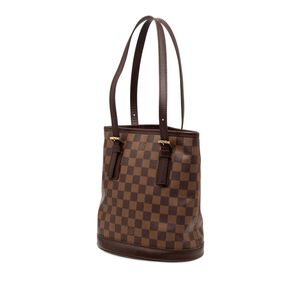 Louis Vuitton Marais