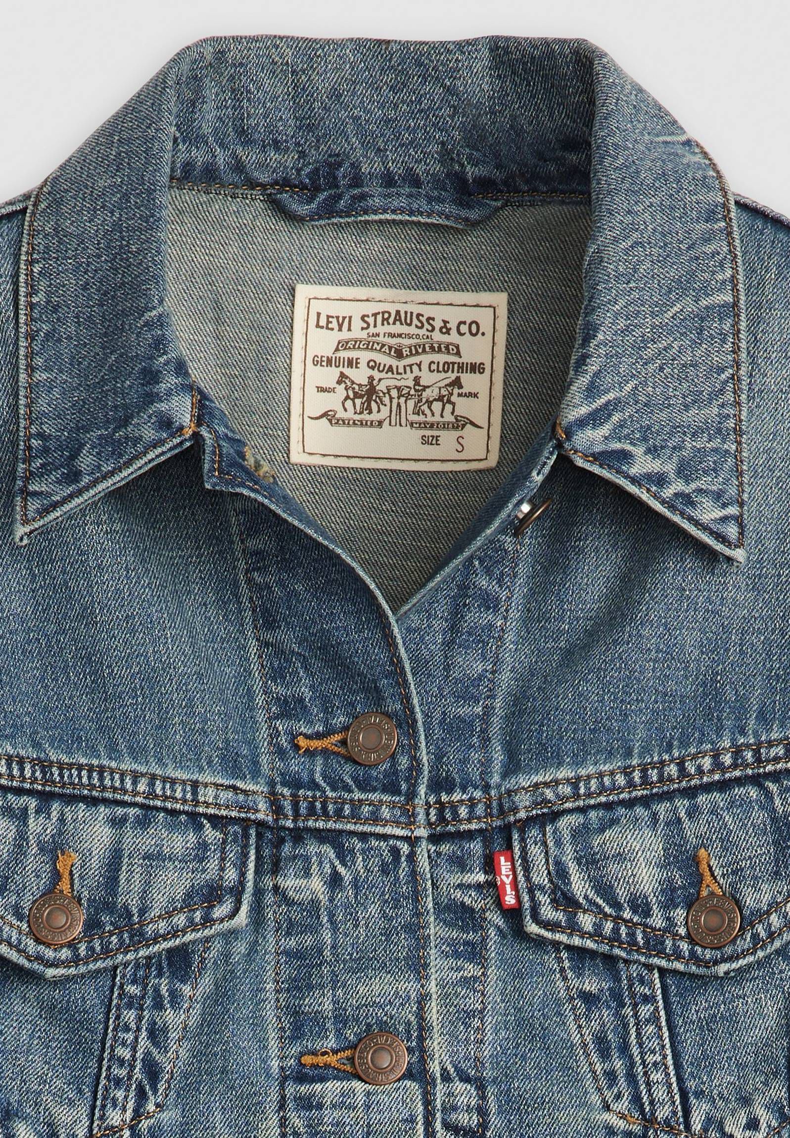 SHRUNKEN 90S VEST STOP FLAXING