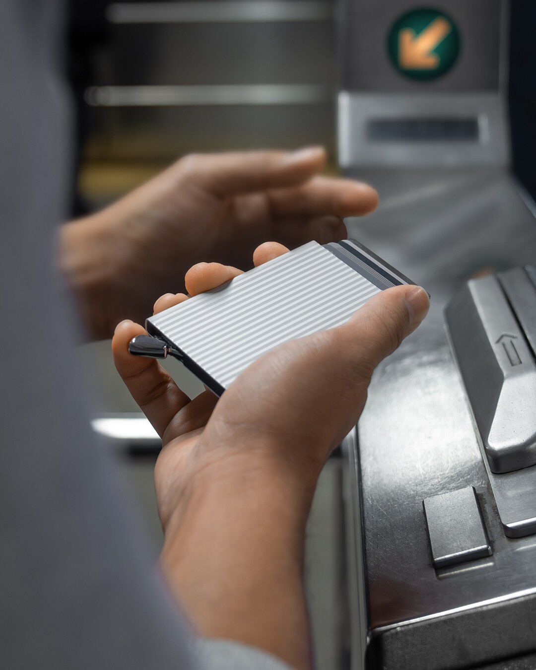 Cardprotector Fluted Silver+