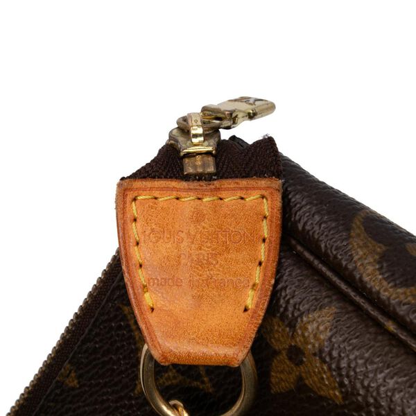 Louis Vuitton Pochette Accessoires