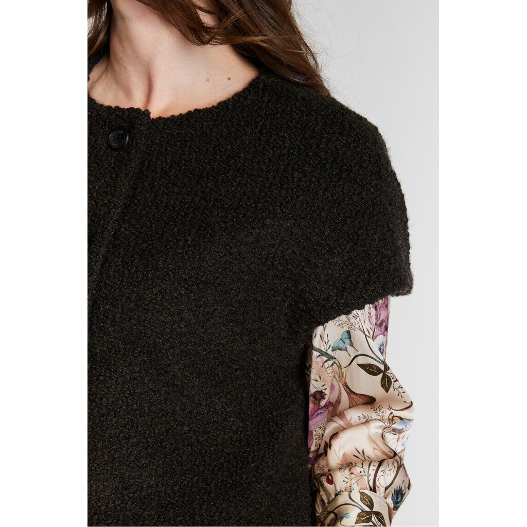 3560PBOKonia waistcoat