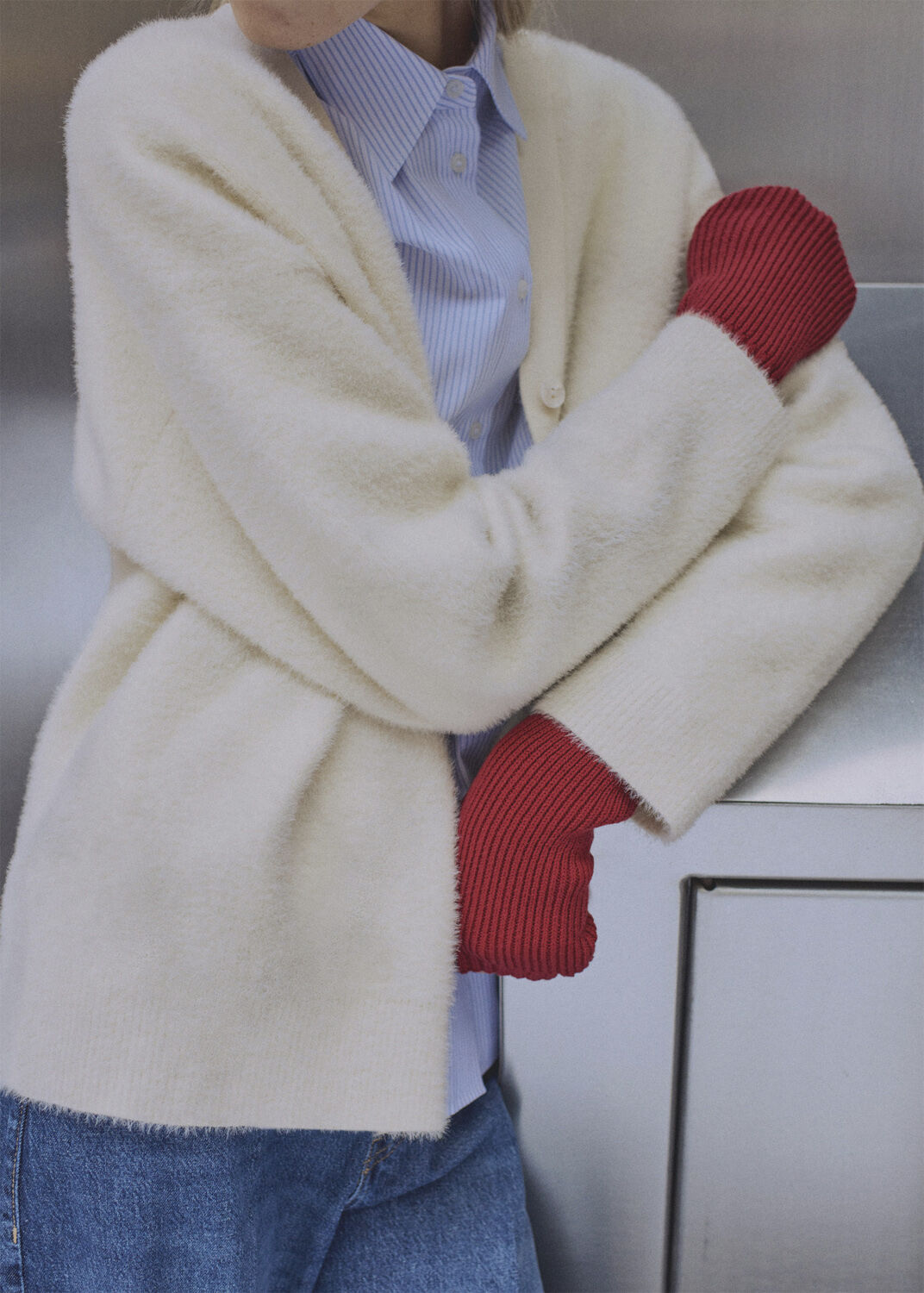 Soft finished cardigan