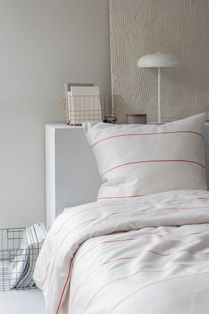 ALIGN bed set