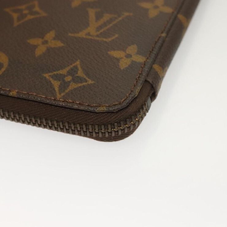 Louis Vuitton Pouch