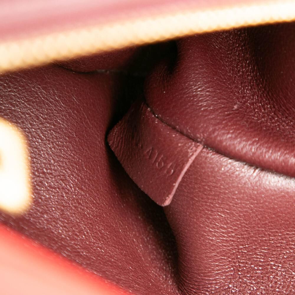 C&eacute;line Trapeze
