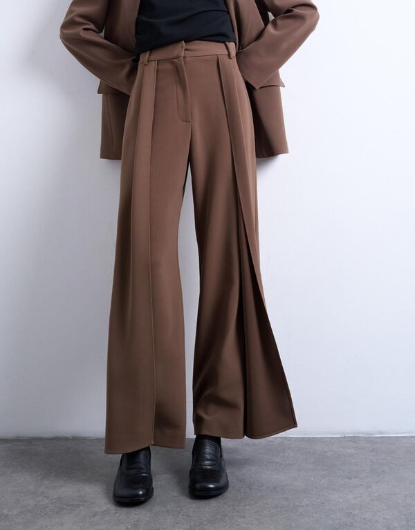 Tssusan Volume Trousers Wvn