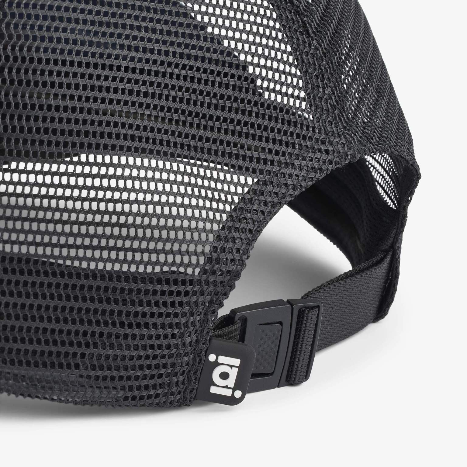 BERN Flece Trucker Cap