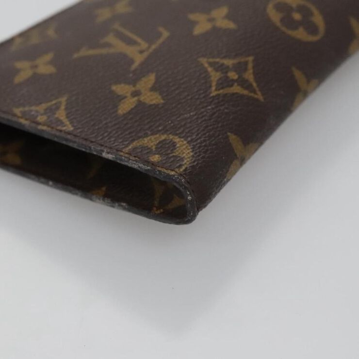 Louis Vuitton Pouch