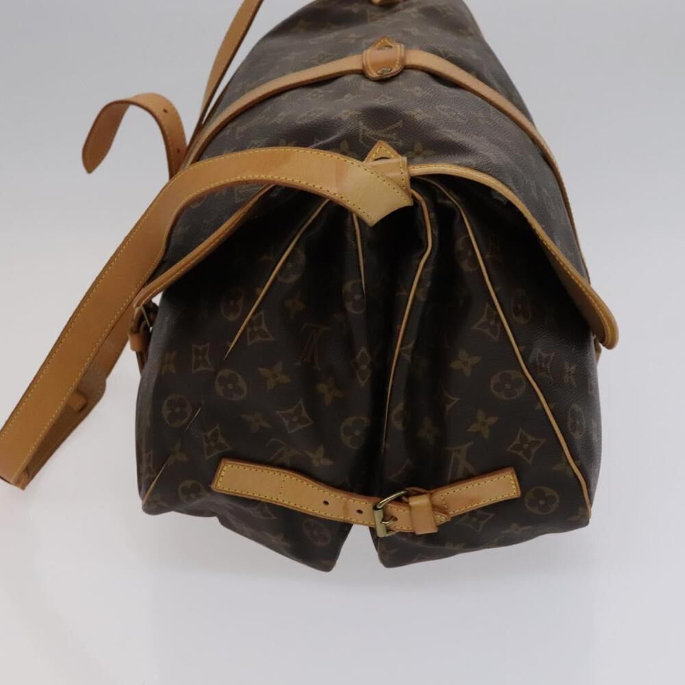 Louis Vuitton Saumur