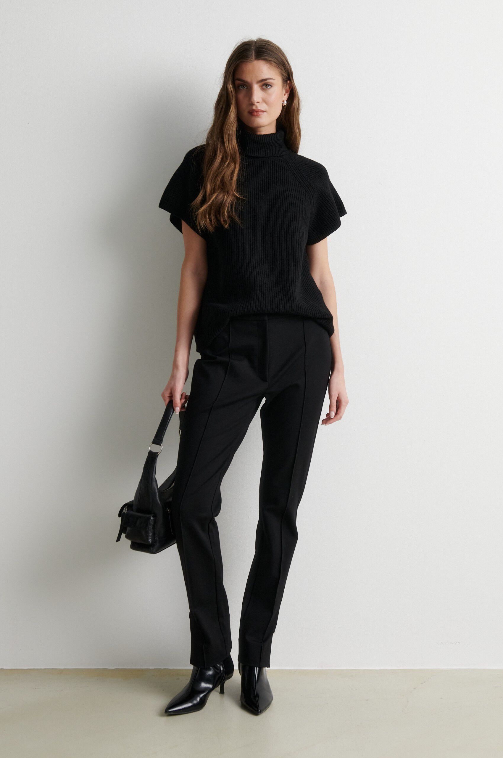 Ettas Knit Vest