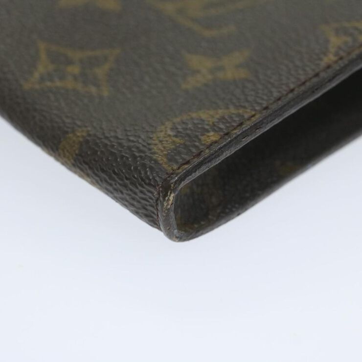 Louis Vuitton Pouch