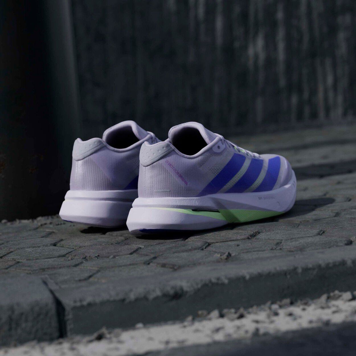 Adizero Boston 13 L&oslash;besko