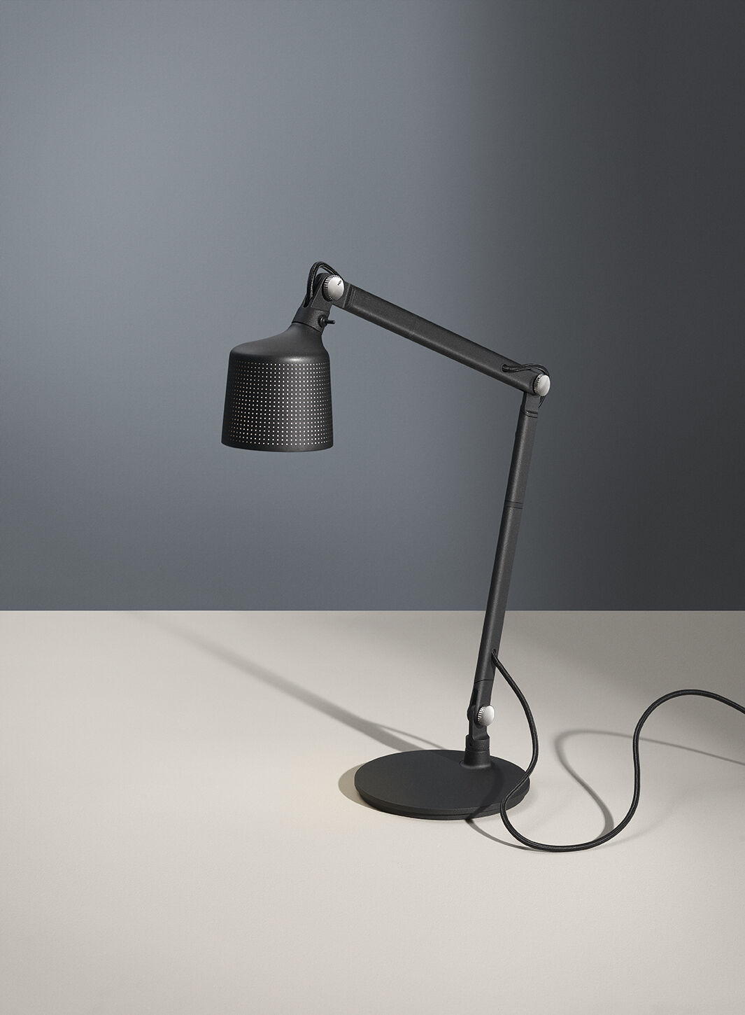 Vipp521 bordlampe
