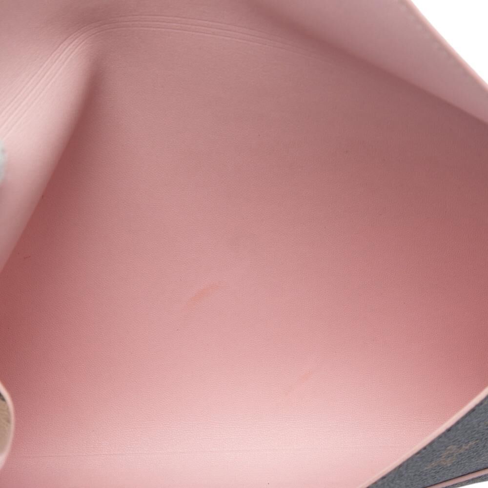 Louis Vuitton Clutch