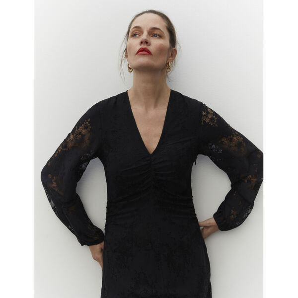 Naomi - Artistic Lace