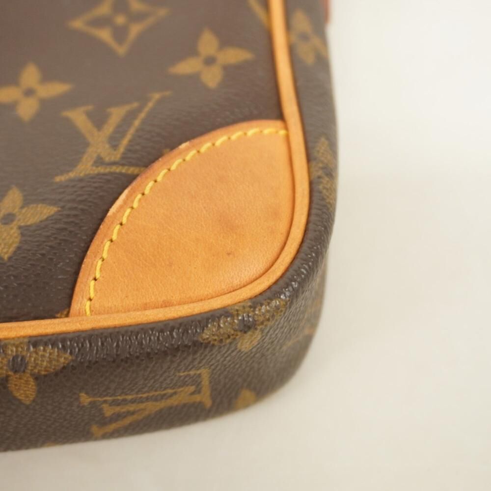 Louis Vuitton Shoulder Bags