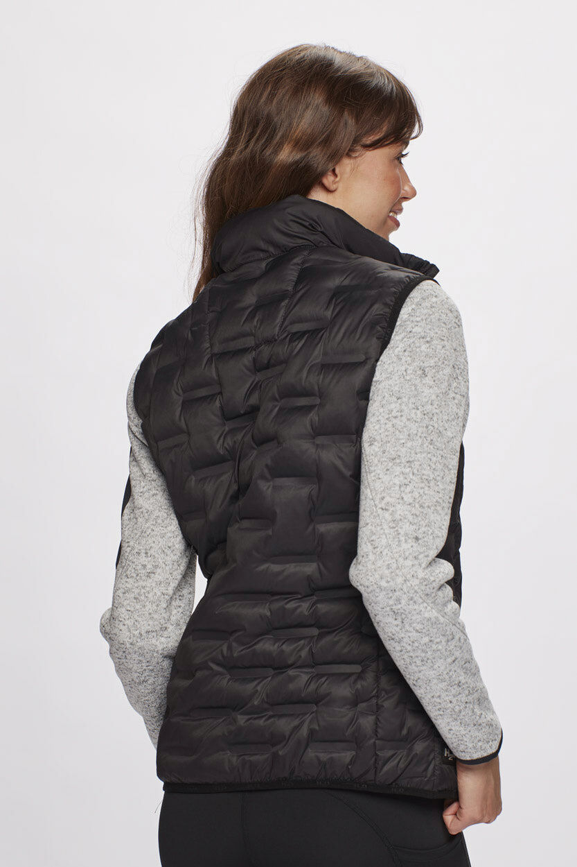 Lanea vest