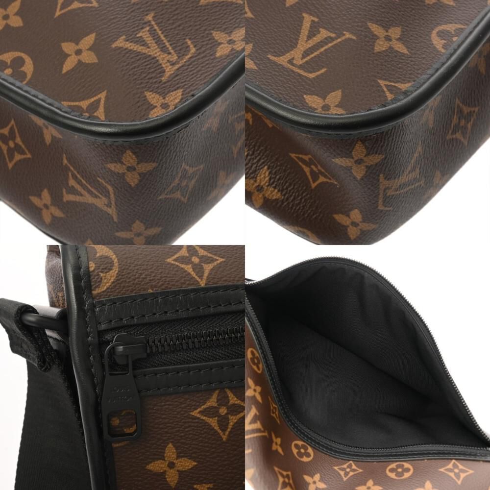 Louis Vuitton Shoulder Bags