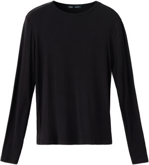 Long-sleeved fitted t-shirt
